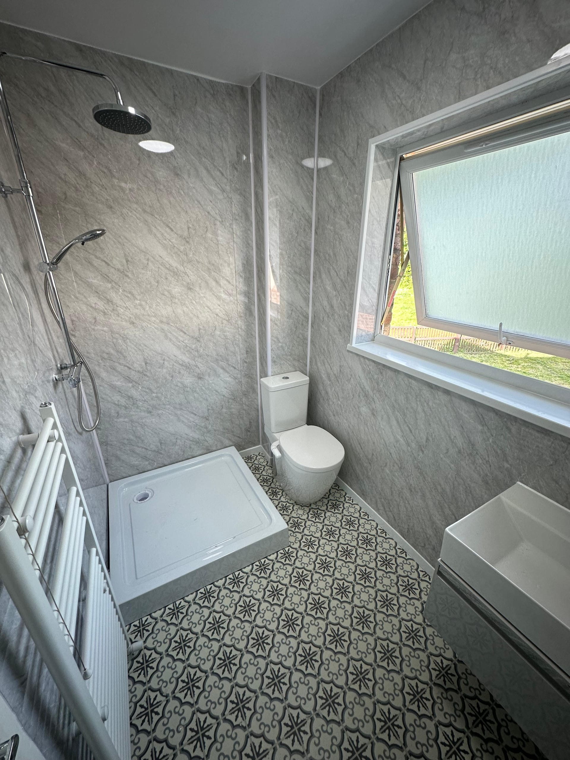 Bathroom Installation / Renovation gallery image 4